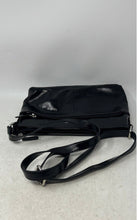 Load image into Gallery viewer, Giani Bernini Womens Black Leather Adjustable Strap Zip Top Crossbody Purse