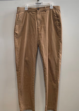 Load image into Gallery viewer, Saks Fifth Avenue Mens Brown Flat Front Pockets Straight Leg Chino Pants Size 34