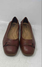 Load image into Gallery viewer, Clarks Womens Lyrical Sky 26174332 Brown Leather Slip-On Ballet Flats Size 9W