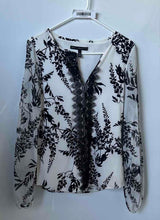 Load image into Gallery viewer, White House Black Market Womens White Black Floral Long Sleeve Blouse Top Size S