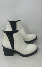 Load image into Gallery viewer, Dirty Laundry Womens Lisbon White Leather Pull-On Ankle Booties Size 6.5M