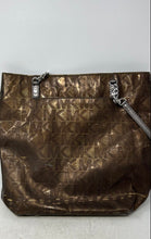 Load image into Gallery viewer, Michael Kors Womens Jet Set Metallic Green Signature Double Handle Tote Bag