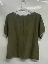 Load image into Gallery viewer, Terzo Millennio Womens Green Round Neck Short Sleeve Pullover Blouse Top Size M