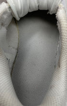 Load image into Gallery viewer, Nike Kids Omni Multi-Court DM9026-100 White Low Top Sneaker Shoes Size 2.5Y
