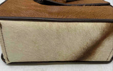 Load image into Gallery viewer, Sombreros Barberán C. Ltda Womens Brown Calf Leather Flap Crossbody Bag