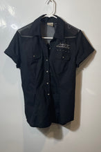 Load image into Gallery viewer, Harley-Davidson Genuine Motor Womens Black Short Sleeve Button-Up Shirt Size M