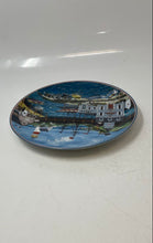 Load image into Gallery viewer, Vintage The Bradford Exchange Seaside Joan Wooster Scott's Chesapeake Plate