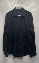 Load image into Gallery viewer, Guess Mens Black Long Sleeve Spread Collar Regular Fit Button-Up Shirt Size L