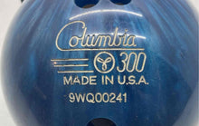 Load image into Gallery viewer, Columbia 300 9WQ00241 Blue Sporting Bowling Ball With Carrying Case