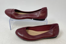Load image into Gallery viewer, Alfani Step N' Flex Womens Burgundy Leather Slip-On Ballet Flats Size 5.5M
