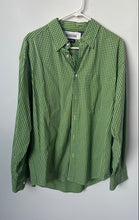 Load image into Gallery viewer, Izod Mens Green Gingham Print Long Sleeve Pointed Collar Button-Up Shirt Size L