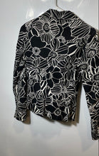 Load image into Gallery viewer, United Colors Of Benetton Womens Black White Floral Three-Button Blazer Size 38