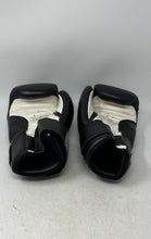 Load image into Gallery viewer, Rival Boxing Unisex Black White Adjustable South Florida Boxing Gloves Size 6