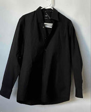 Load image into Gallery viewer, Hugo Boss Mens Black Regular Fit Long Sleeve Dress Shirt Size 15.5 32/33