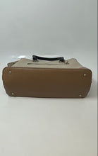 Load image into Gallery viewer, Guess Womens Brown Beige Inner Pockets Top Handle Shoulder Satchel Bag