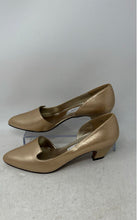 Load image into Gallery viewer, Sergio Zelcer Womens Gold-Tone Leather Slip-On Kitten D'Orsay Heels Size 6M