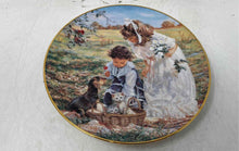Load image into Gallery viewer, Reco Children Delightful Bundle Hearts And Flowers Porcelain Collector Plate