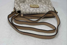 Load image into Gallery viewer, Michael Kors Womens Jet Set Beige Signature Flap Crossbody Handbag
