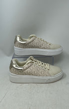 Load image into Gallery viewer, Guess Womens Beige White Low Top Lace-Up Sneaker Shoes Size 8M