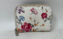 Load image into Gallery viewer, Vera Pelle Womens White Floral Leather Multiple Card Slots Zip-Around Wallet