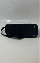 Load image into Gallery viewer, Kate Spade New York Womens Black Inner Pocket Bottom Studs Shoulder Handbag