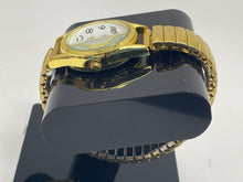 Load image into Gallery viewer, Women's Gold Tone Bracelet Watch (NCL0