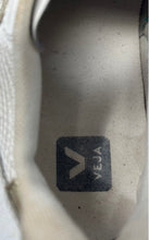 Load image into Gallery viewer, Veja Womens V-10 White Leather Lace-Up Low Top Round Toe Sneaker Shoes Size 7