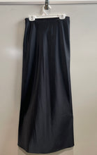 Load image into Gallery viewer, Abercrombie & Fitch Womens Black Flat Front Side Zip Maxi Skirt Size XS