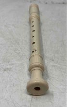 Load image into Gallery viewer, Yamaha YRS-24B Beige Woodwind Instrument Beginner Soprano Recorder Flute
