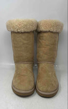 Load image into Gallery viewer, UGG Womens Classic Tall II Beige Leather Pull On Mid-Calf Snow Boots Size 6W