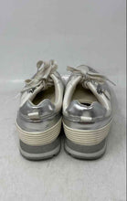 Load image into Gallery viewer, Rouge Womens White Silver Low Top Round Toe Lace-Up Sneakers Shoes Size 9