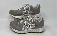Load image into Gallery viewer, New Balance Mens Fresh Foam 3000 V5 Gray Low Top Lace-Up Sneaker Shoes Size 6
