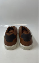 Load image into Gallery viewer, Levi's Mens Munro Brown Round Toe Low Top Lace-Up Sneakers Shoes Size 11