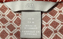 Load image into Gallery viewer, H&M Womens Red White Geometric 3/4 Sleeve Collarless Pullover Blouse Top Size M
