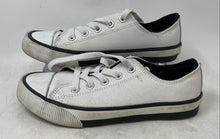 Load image into Gallery viewer, Harley-Davidson Womens Burleigh D84588 White Lace-Up Sneaker Shoes Size 7