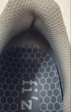 Load image into Gallery viewer, Fizik Mens M6 Black Round Toe Hook & Loop Cycling Shoes Size 8 1/4