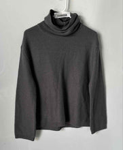 Load image into Gallery viewer, Divided By H&M Womens Gray Long Sleeve Turtleneck Pullover Sweater Size XS