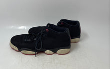 Load image into Gallery viewer, Nike Boys Air Jordan Horizon Low 846365-009 Black Lace-Up Sneaker Shoes Size 6Y