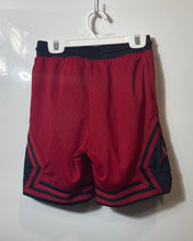 Load image into Gallery viewer, Jordan Boys Red Black Flat Front Elastic Waist Drawstring Basketball Shorts Sz M