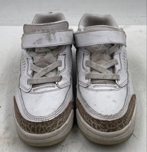Load image into Gallery viewer, Authentic Nike Boys Air Jordan Spizike Low White Brown Sneakers Sz 1.5Y Stained
