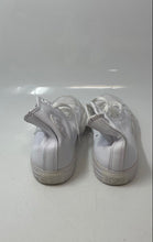 Load image into Gallery viewer, Converse Mens Chuck Taylor All Star White Leather Lace-Up Sneaker Shoes Size 4