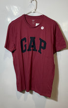 Load image into Gallery viewer, Gap Mens Red Cotton Everyday Soft Crew Short Sleeve Pullover T-Shirt Size M
