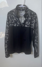 Load image into Gallery viewer, The North Face Mens Black Gray Camouflage Long Sleeve Activewear Top Size Small