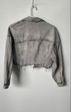 Load image into Gallery viewer, Zara Womens Gray Long Sleeve Collared Button Front Cropped Denim Jacket Size S