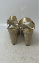 Load image into Gallery viewer, Michael Kors Womens Golden Tone Open Toe Wedge Platform Sandals Size 5M