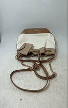 Load image into Gallery viewer, Anne Klein Womens Beige White Colorblock Leather Bucket Bag w/ Wallet