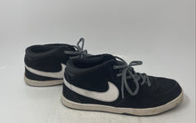 Load image into Gallery viewer, Nike Boys SB Mavrk Mid 2 525122-004 Black White Lace-Up Sneaker Shoes Size 7Y