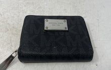 Load image into Gallery viewer, Michael Kors Womens Jet Set Black Signature Print Zip-Around Wallet