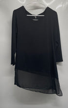 Load image into Gallery viewer, Vince Camuto Womens Black Round Neck Asymmetrical Hem Pullover Blouse Top Size M