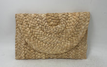Load image into Gallery viewer, Unbranded Womens Beige Woven Straw Envelope Style Clutch Purse